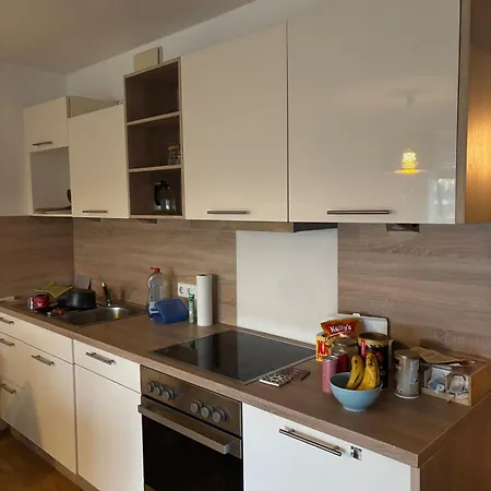 아파트 55 M2 Sunny Westend Flat *